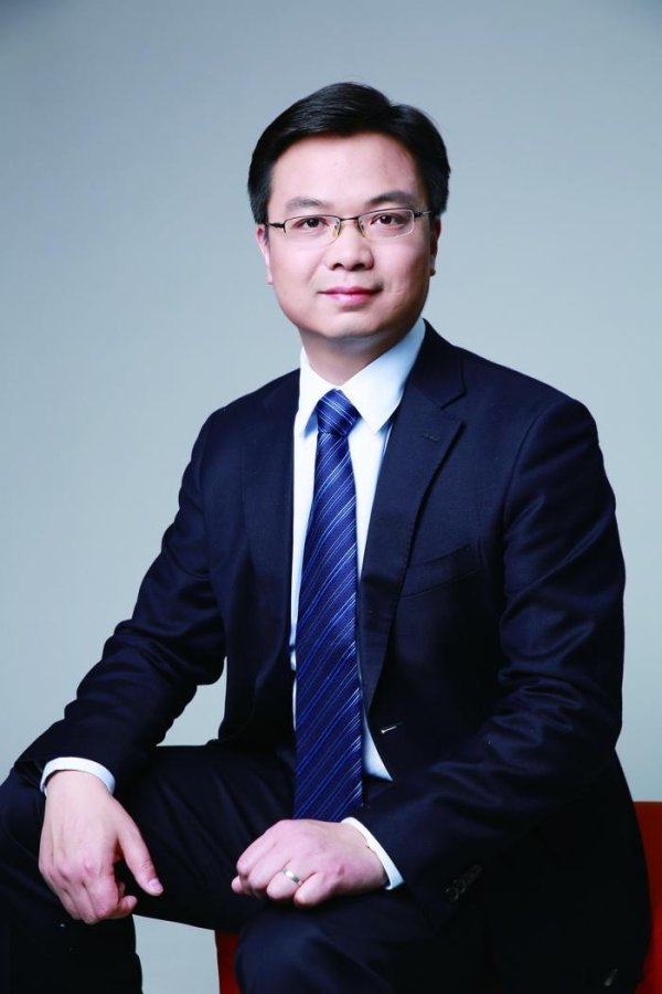 中证策略 王登峰加盟贝莱德基金